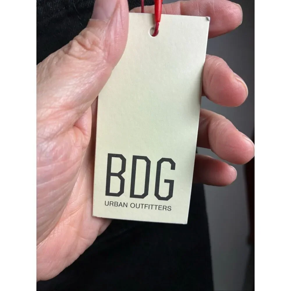 BDG Urban Outfitters NWT Teo Relaxed Flare in Black Size 27